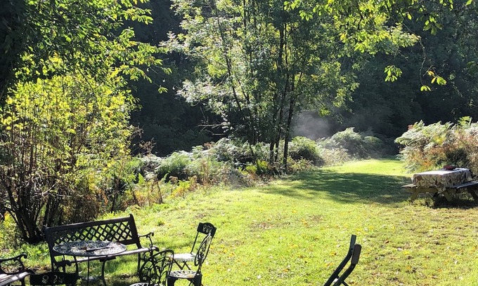 La Croupte Cabaña | serene peace in the middle of the forest