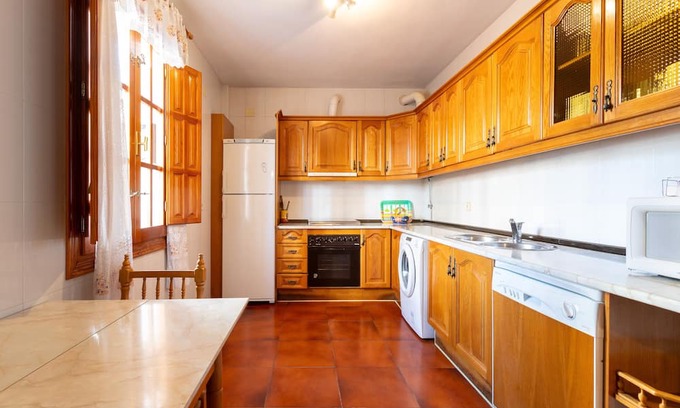 Periana Chalet De Esquí | Casa Lucia 4 - Two Bedroom Chalet, Sleeps 4