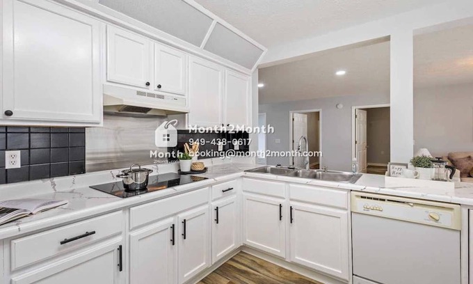 West Newton Casa | Grand Horizons Oasis on Shannon Lakes Way #42051