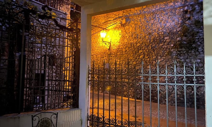 Toffia Apartamento | 3-bedroom apartment in enchanting Lazio 45 minutes north of Rome with WiFi