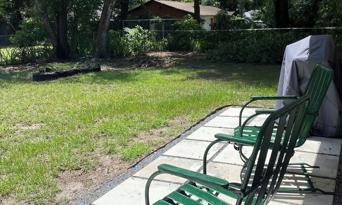 DeLand Casa | Two Bedroom, One Bath Home in Quiet Neighborhood