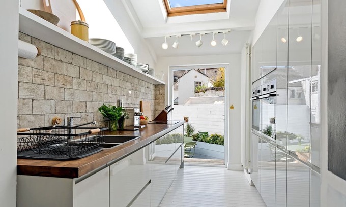 Flushing Casa | Waterside house with sea views