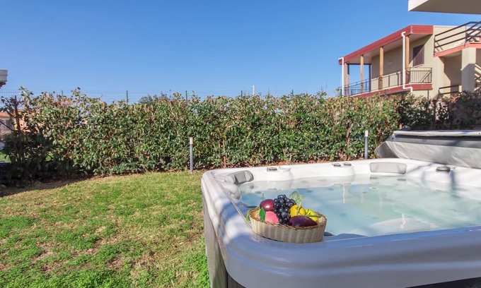 Agnone Bagni Apartamento | Casa Smeralda a 200 mt Dal Mare