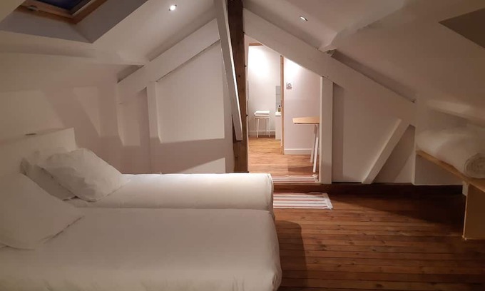 Angouleme Apartamento | Appartement Lumineux Dans Quartier Calme et Commerçant à 10mn du Centre Ville