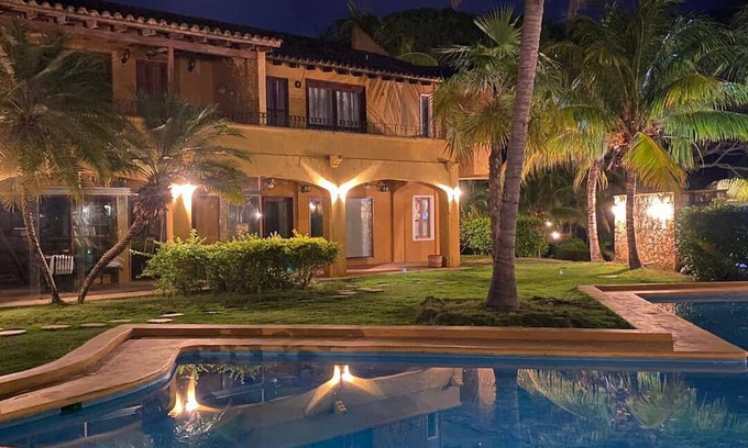 Tucacas Apartamento | EXCLUSIVO APARTAMENTO EL POBLADO. TC-9
