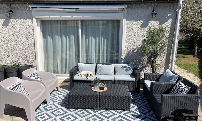 Othis Casa | House Paris Olympic Games