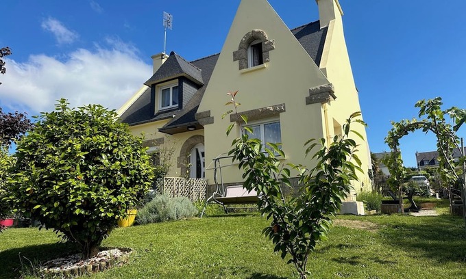 Chateauneuf-du-Faou Casa | Maison Idéalement Placée Entre Parc Naturel D'armorique et Plages à 30 Minutes