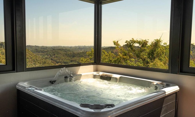Vega Alta Casa | Entire Place W/Private Bar, Jacuzzi, Pool table & Scenic View.