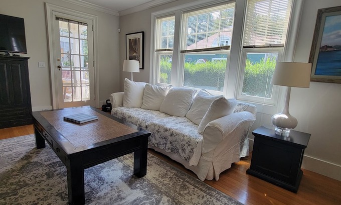 Top of the Hill Casa | ~ Exquisite Designer Home in Tranquil Tree-lined Neighborhood ~