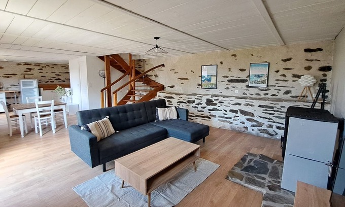 Pleyben Casa | Vrbo Property