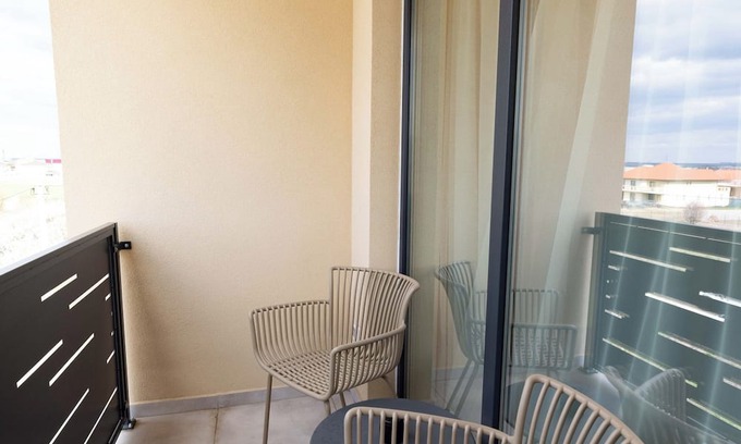 Dumbravita Apartamento | nResidence Dumbravita B6 Modern And Luxurious Apartment