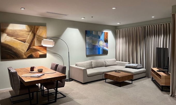 Takapuna Apartamento | Seaside Serenity: Your Rental in Takapuna Beach