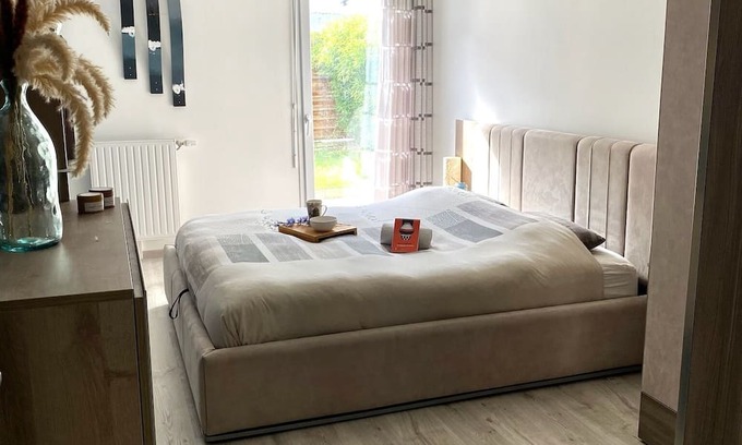 Chatillon Apartamento | Appartement Entier Avec Jardin Proche Paris , Métro et Commerces Résidence Calme