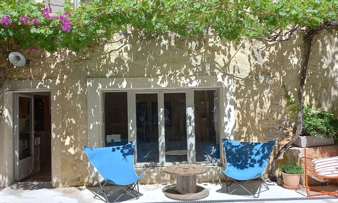 Boulbon Casa | Vrbo Property