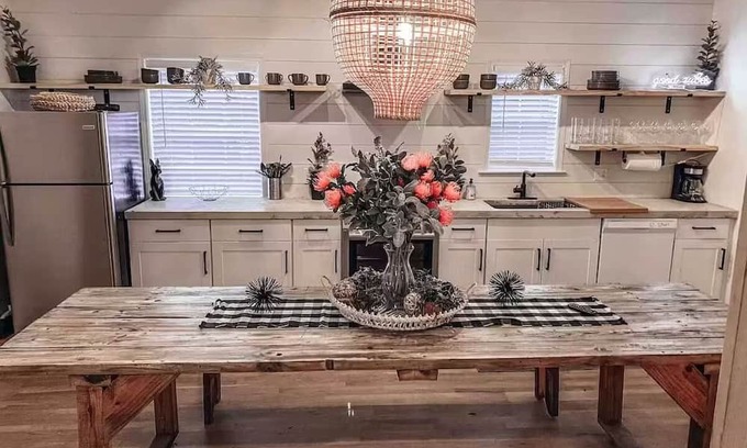 Peoplestown Casa | The Modern Farmhouse Atlanta 6 bed / 4 bath new