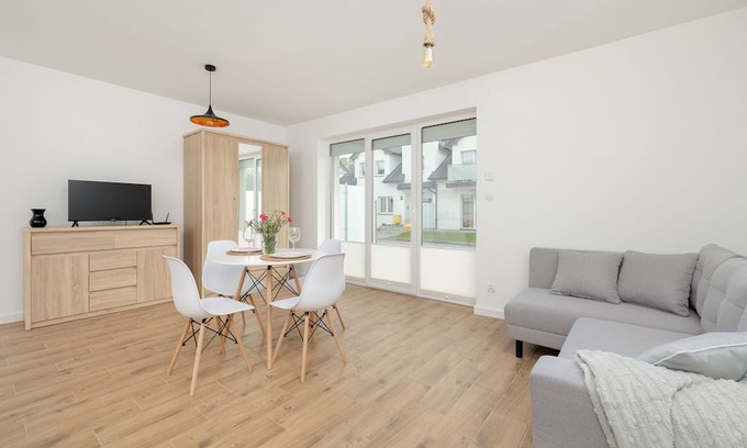 Darlowko Apartamento | Bright Studio in Darlowo by Renters