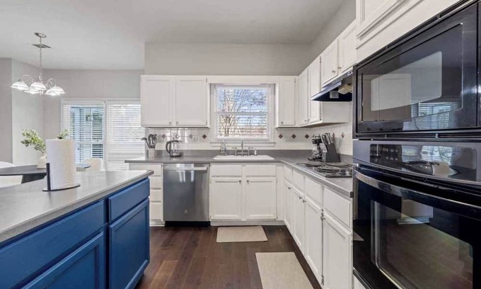 Cumming Casa | Stunning 4B House 2 min to Green Harvest/ Shops #41937