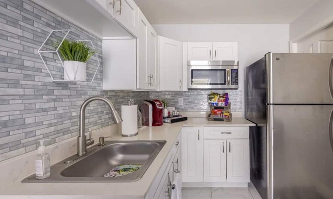 Centennial Apartamento | Modern New DreamSpace minutes away from great entertainment!!