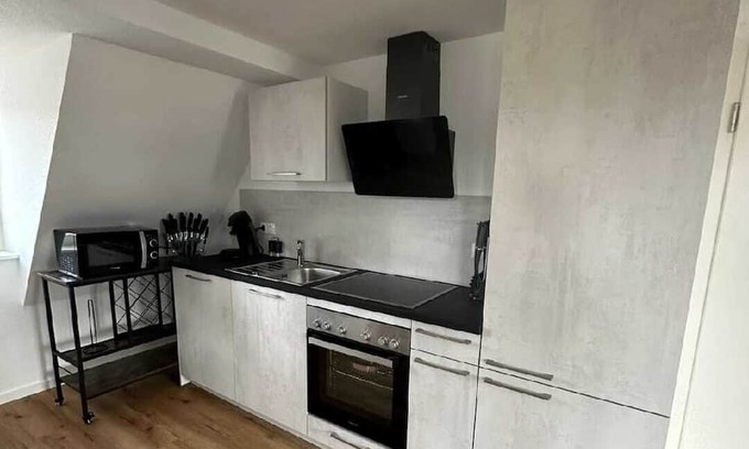Villingen-Schwenningen Apartamento | Fewo in Einem Denkmalgeschützten Haus in Zentr. Lage und Guter Verkehrsanbindung