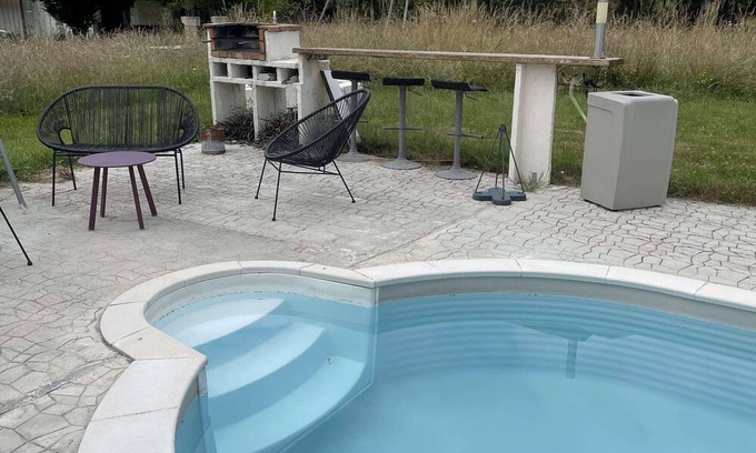 Laruscade Casa | Gite les placottes Near Bordeaux