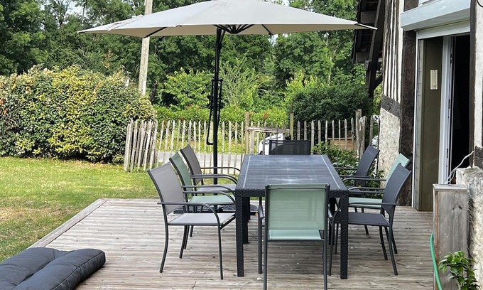 Doudrac Casa | Country Home 'Gite De Sainte Radegonde' with Private Pool and Air Conditioning