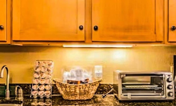 Three Lakes Apartamento | Lake views with every amenity! Indoor pool, hot tub, outdoor hot tub!