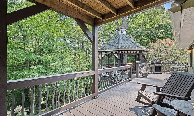Mountain Springs Casa | Smoky Mountain Magic North Carolina