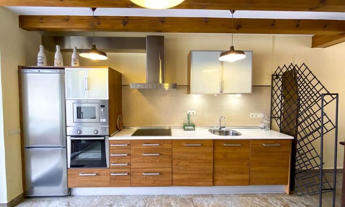 Langa de Duero Casa | Country House 'Gañán' with Mountain View, Private Garden and Wi-Fi