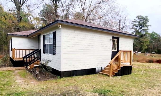 Karnack Casa | Bring the whole family to this great woodsy home w/ lots of room for fun!!