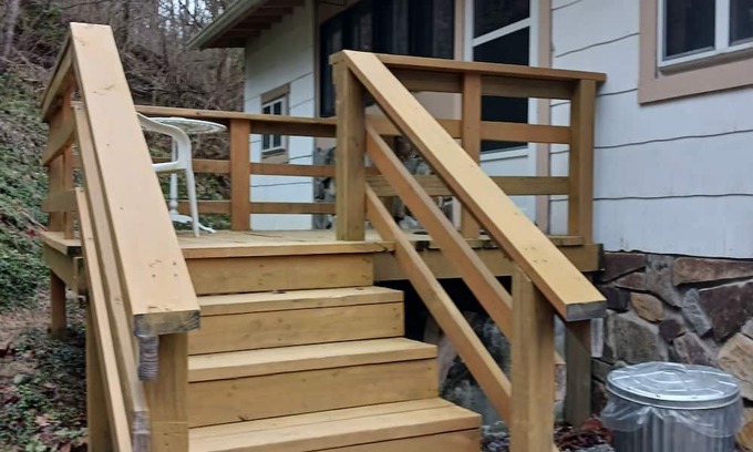 Troutville Casa | Pet friendly cozy cottage surrounded by nature. Minutes to Roanoke.