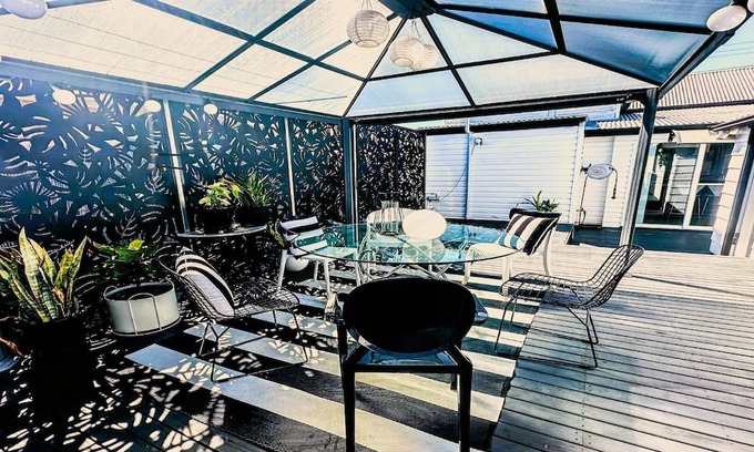 Cessnock Casa | ELEDA HOUSE HUNTER VALLEY - 3 BEDROOM