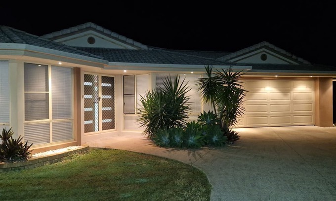 Urraween Casa | Calahoney