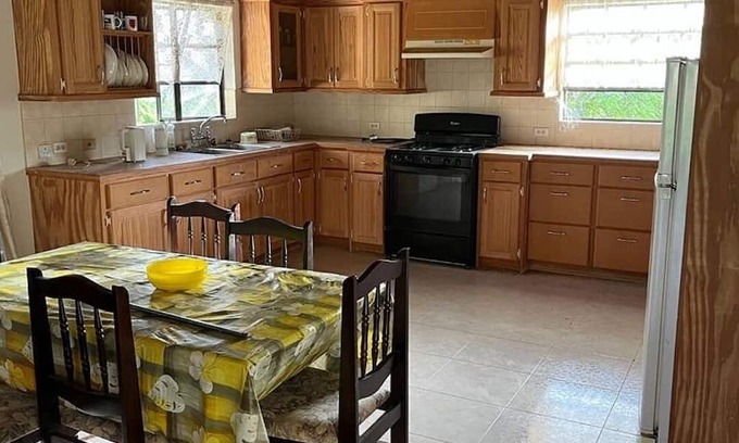 West Coast Casa | Beautiful 2-Bed House in St George
