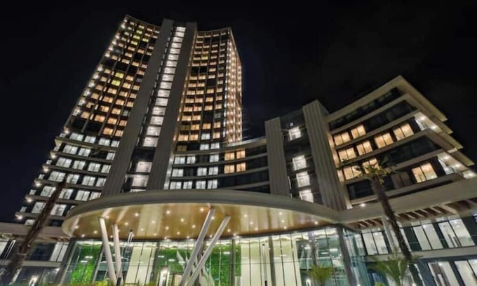 Basaksehir Apartamento | Aspen - Modern Design 2BR Apt w/ Parking & Gym