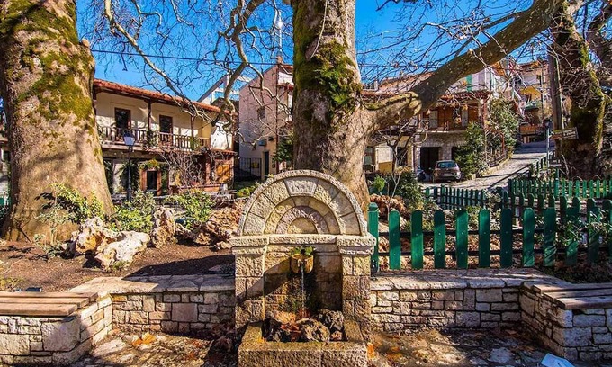 Eptalofos Condominio | Eptalofos Guesthouse - Triple Nest with Balcony