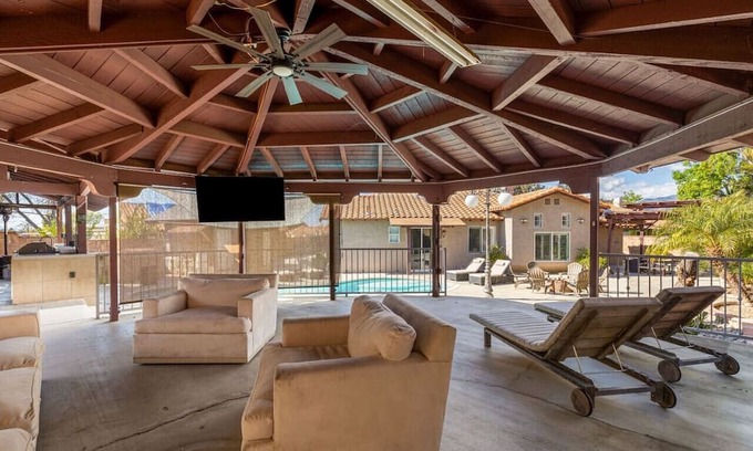 Valle Vista Casa | Breathtaking Desert Haven W/ Gazebo and Pool
