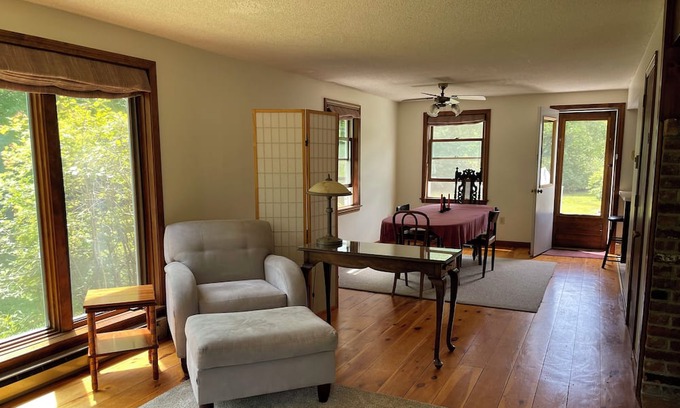 Montague Casa | Quiet, peaceful country retreat