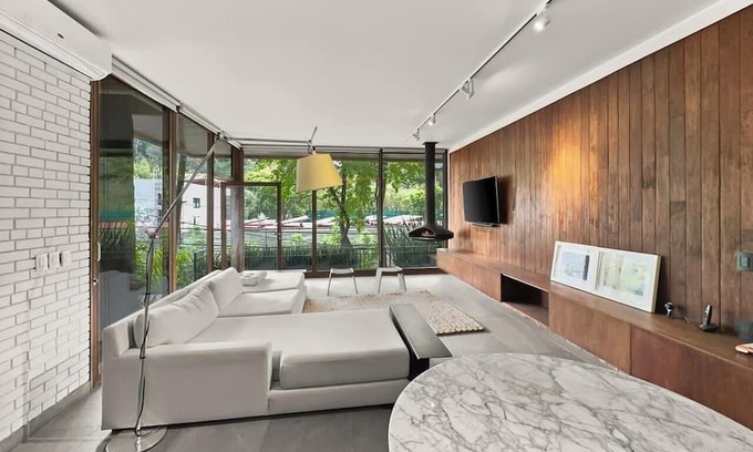 Barrio Bosques de las Lomas Casa | Chic 2BR Luxury house in Reforma de Lomas