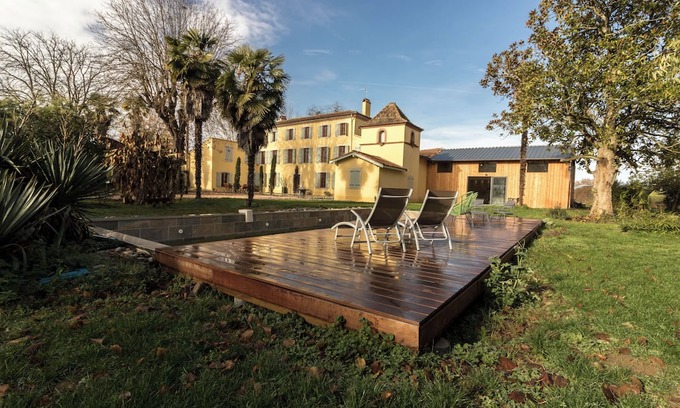 Cazeres Casa | Vrbo Property