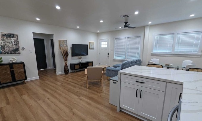 Coronado Casa | Beautiful Red Brick Home in Coronado District near Central Phoenix