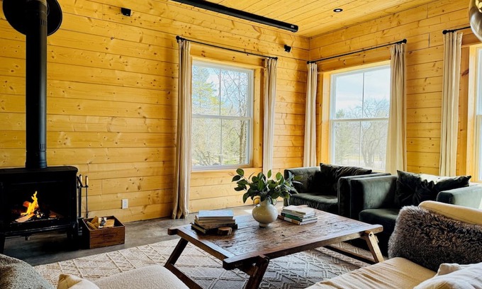 Stukely-Sud Casa | Le Bianca, Fireplace, Nature