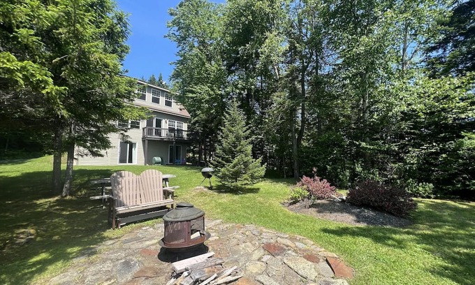 Rangeley Casa | Beaver's Lodge on the Beach - sandy beach, great swimming!