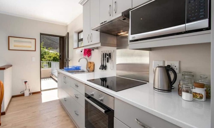 Hermanus Apartamento | Steenbok House self catering Apartment