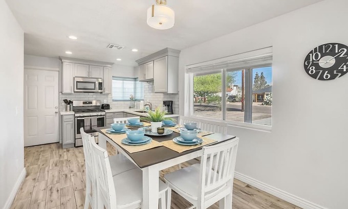 Coronado Casa | Urban Phoenix Gem, Discounted Rates!