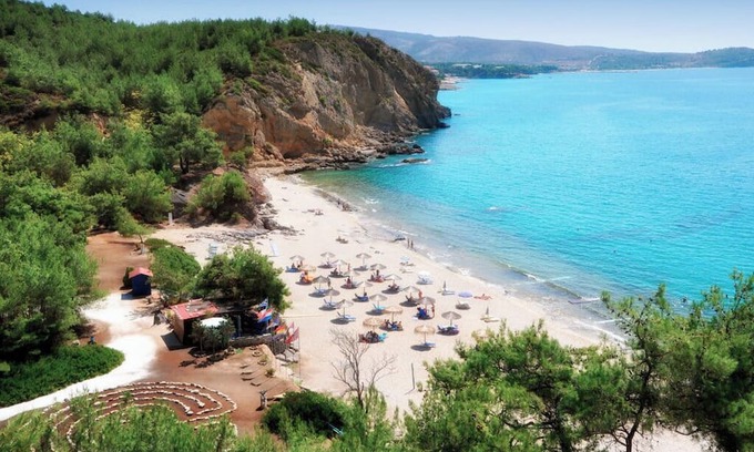 Thasos Town Apartamento | Lovely 1BR Suite with Mountain View