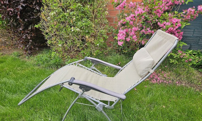 Le Vesinet Casa | 2-room, 32m² within a residencenPrivate kitchennShared gardennPets allowed