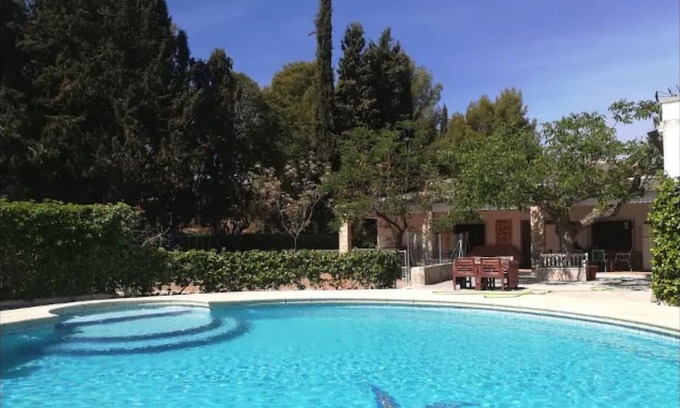Moratalla Casa | Holiday Home 'Bosque De Hornillos' with Private Pool, Private Garden and Wi-Fi
