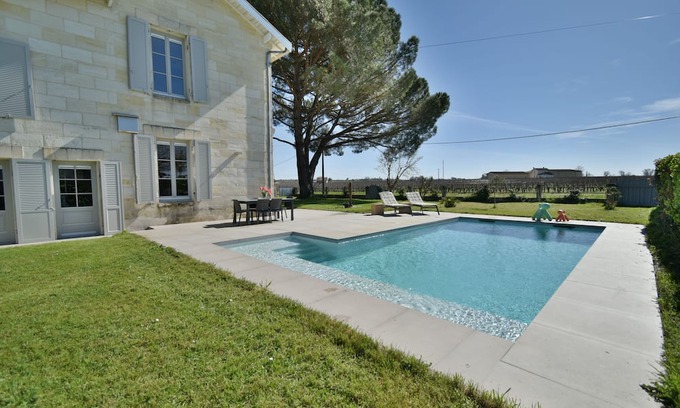 Saint-Emilion Casa | Vrbo Property