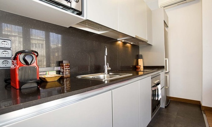 Barcelona Apartamento | POBLE NOU LOFT LIVING with ROOF TERRACE Ref MRHAG