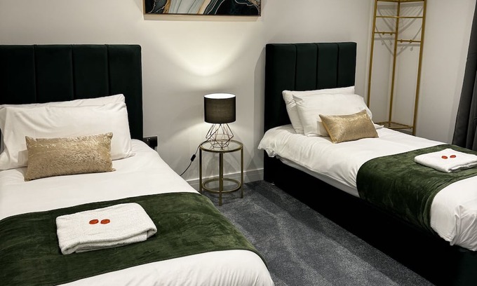 Ashford Apartamento | Heathrow Convenience Haven